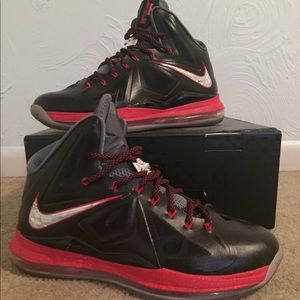LeBron X+- Pressure